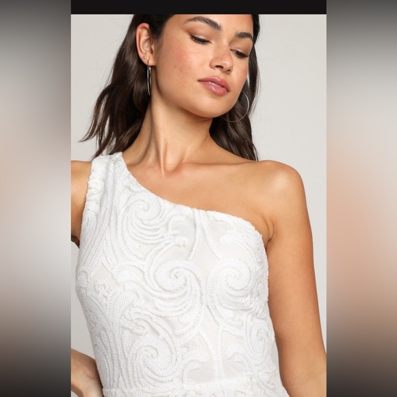 NWT Madina White Sequin One-Shoulder Bodycon Mini Dress - Picture 4 of 11